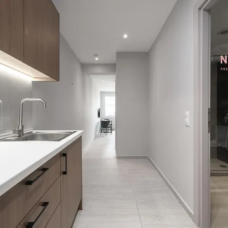 T30 α, Nilie Hospitality Mgmt