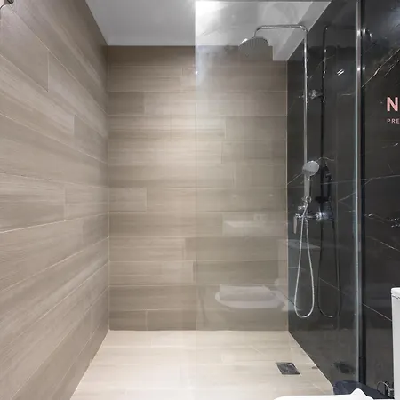 T30 α, Nilie Hospitality Mgmt